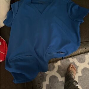 Figs Women's V-Neck Short Sleeve Tee in Blue